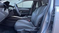 Peugeot 308 1.2 Hybrid 136ch Allure e-DCS6 — photo 12