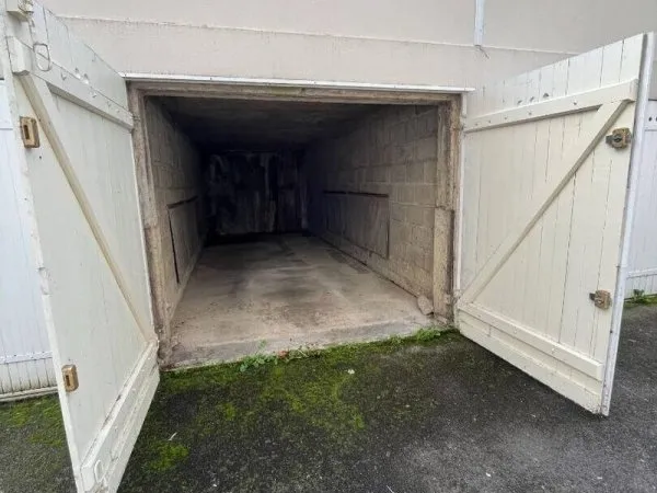 Stationnement Vente Rennes   100€