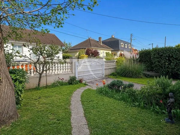 Maison 5 pièces 104 m²