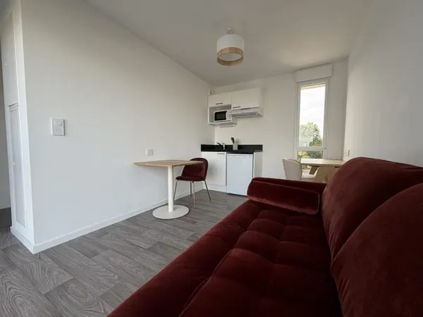 A LOUER - GROUPE GIBOIRE - APPARTEMENT T1 MEUBLE - RENNES