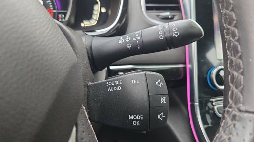 Renault Espace 1.6 dCi Energy 160 EDC6 - Initiale Paris – 2018 – 129115 km – Diesel – Boîte Automatique — photo 11