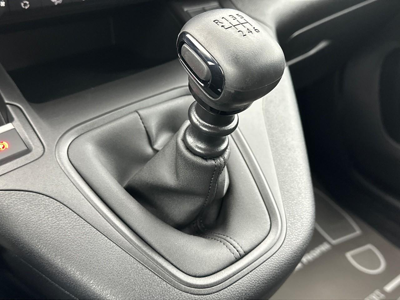 Citroën Berlingo van m diesel 100 ch manuelle — photo 30