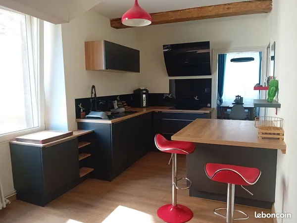 A saisir, Maison Vezins 120m² (+30m² non prise en compte)
