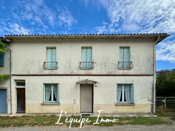 MAISON DE VILLAGE T5 jardin garage