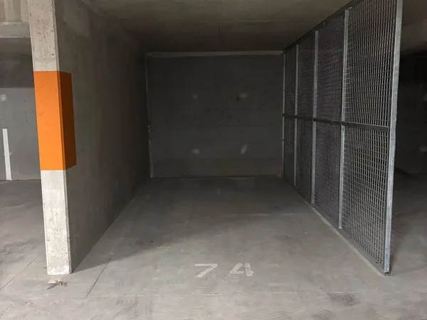 Parking 12 m²