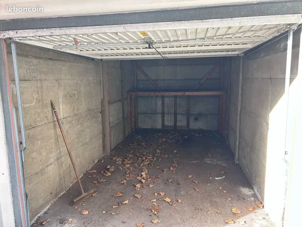 Garage sécurisé en centre-ville du Havre (entre Palais de Justice et Bassin du Commerce)