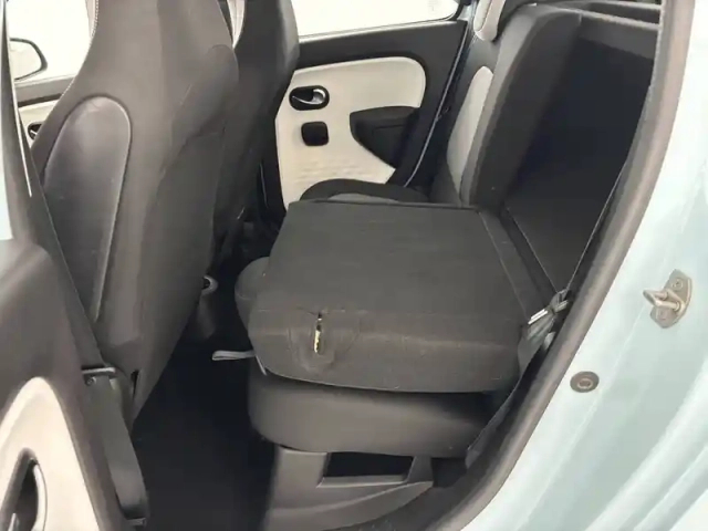 Renault Twingo iii sce 75 - 20 — photo 35