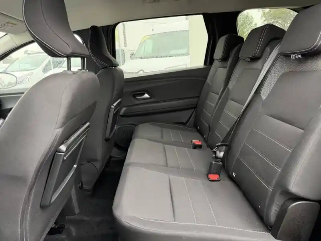 Dacia Jogger eco-g 100 7 places — photo 7
