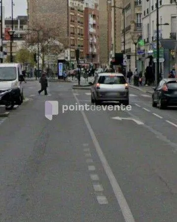 Local commercial 1261 m²