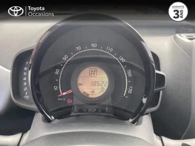 Toyota Aygo 1.0 vvt-i 72ch x-play x-shift 5p my20 — photo 14