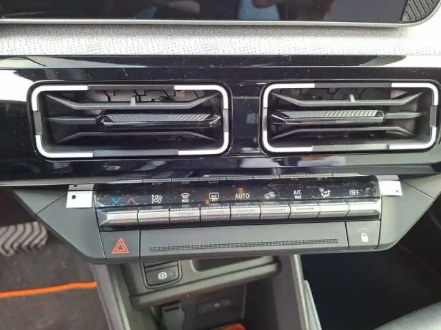 Renault 5 renault  e-tech electrique 10 ch autonomie confort — photo 60