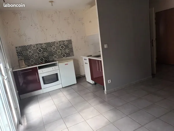 T2 de 45m2 près tram bourroches/JJaurès +garage