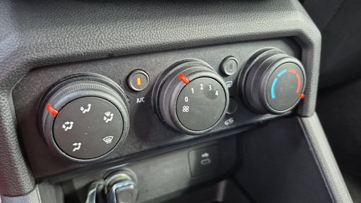 Dacia Duster 1.2 ECO-G 120 - Essential – 2026 – 10001 km – Bicarburation essence GPL – Boîte Manuelle — photo 51