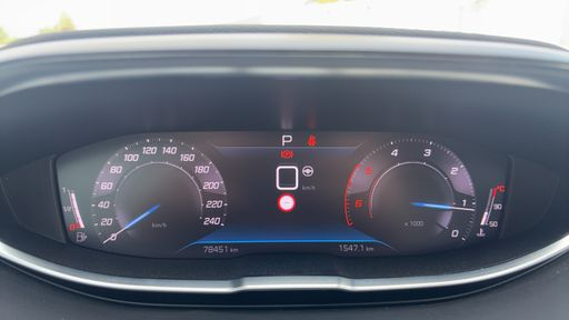 Peugeot 5008 1.5 BlueHDi 130 EAT8 - GT – 2023 – 78451 km – Diesel – Boîte Automatique — photo 17