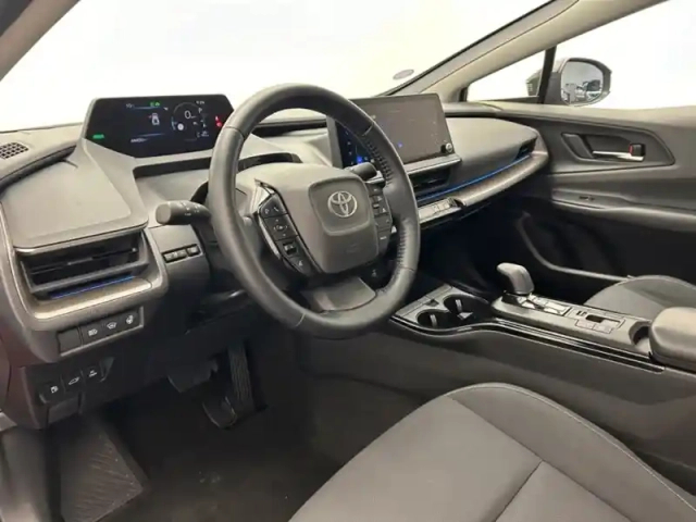 Toyota Prius hybride rechargeable 223ch design + toit pa — photo 21