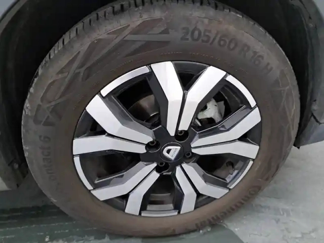 Dacia Sandero tce 90 cvt - 22 — photo 16