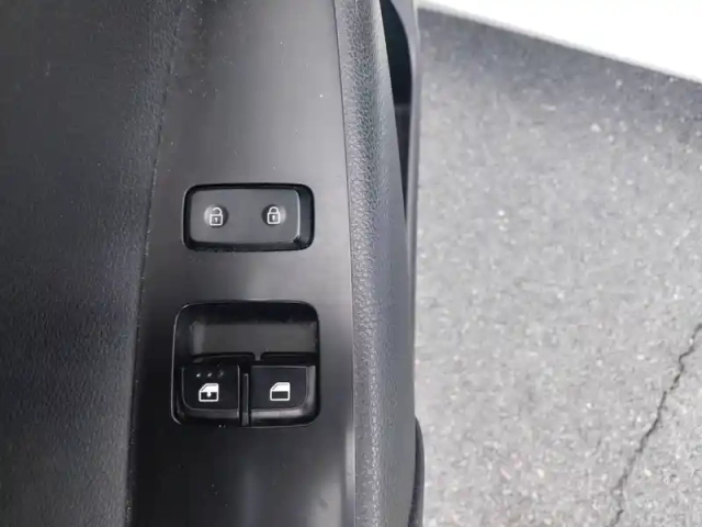 Kia Picanto 1.0 dpi 67ch bvm5 — photo 17