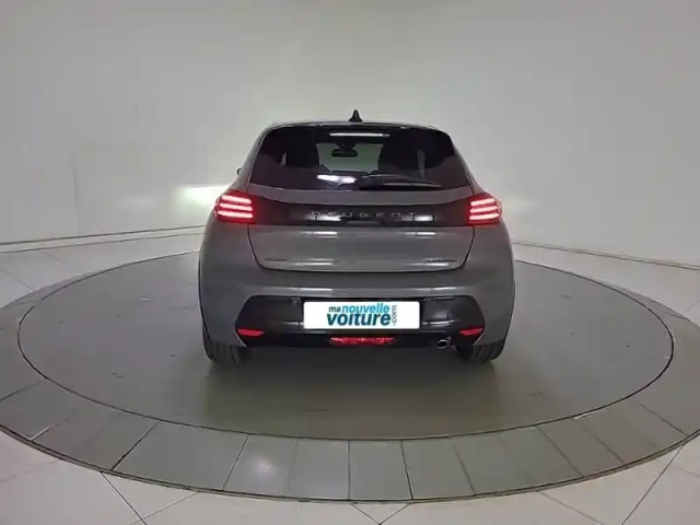 Peugeot 208 hybrid 110 e-dcs6 — photo 5