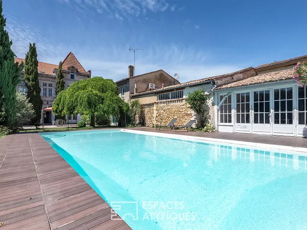 Demeure bourgeoise au coeur de Bergerac avec dépendances
