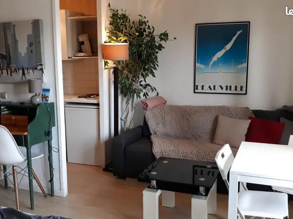 Studio meublé centre ville