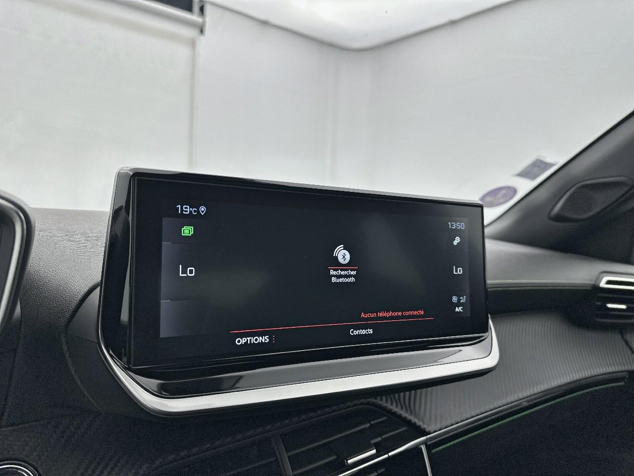 Peugeot 2008 puretech 130 s&s eat8 gt — photo 24