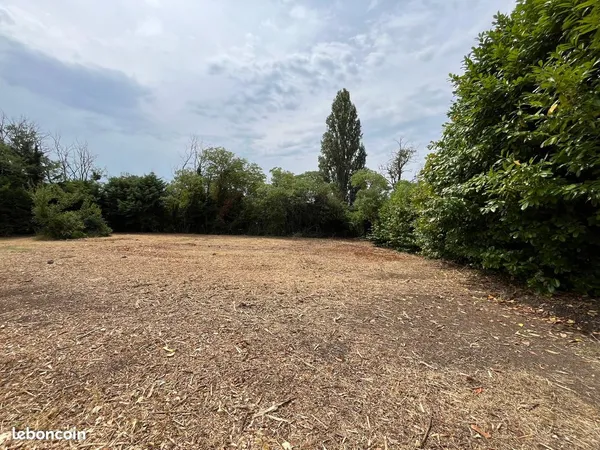Terrain 930 m² Montboucher-sur-Jabron