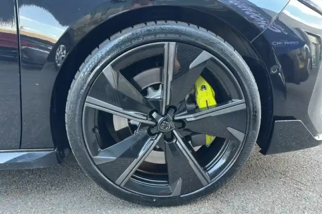 Peugeot 508 hybrid4 360 e-eat8 peugeot sport engineered — photo 33