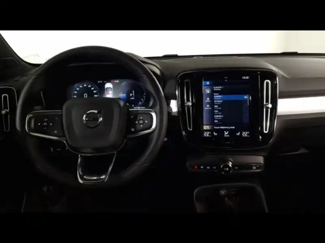 Volvo Xc40 t5 recharge 180 + 82ch plus dct 7 — photo 6