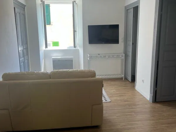 Location appartement T3 Corte