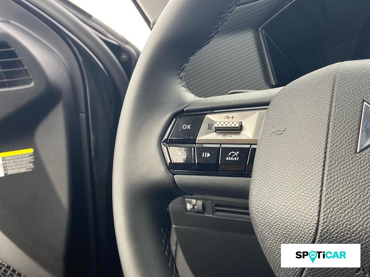 Ds Ds 4 hybride 136ch pallas ligne business automatique — photo 17