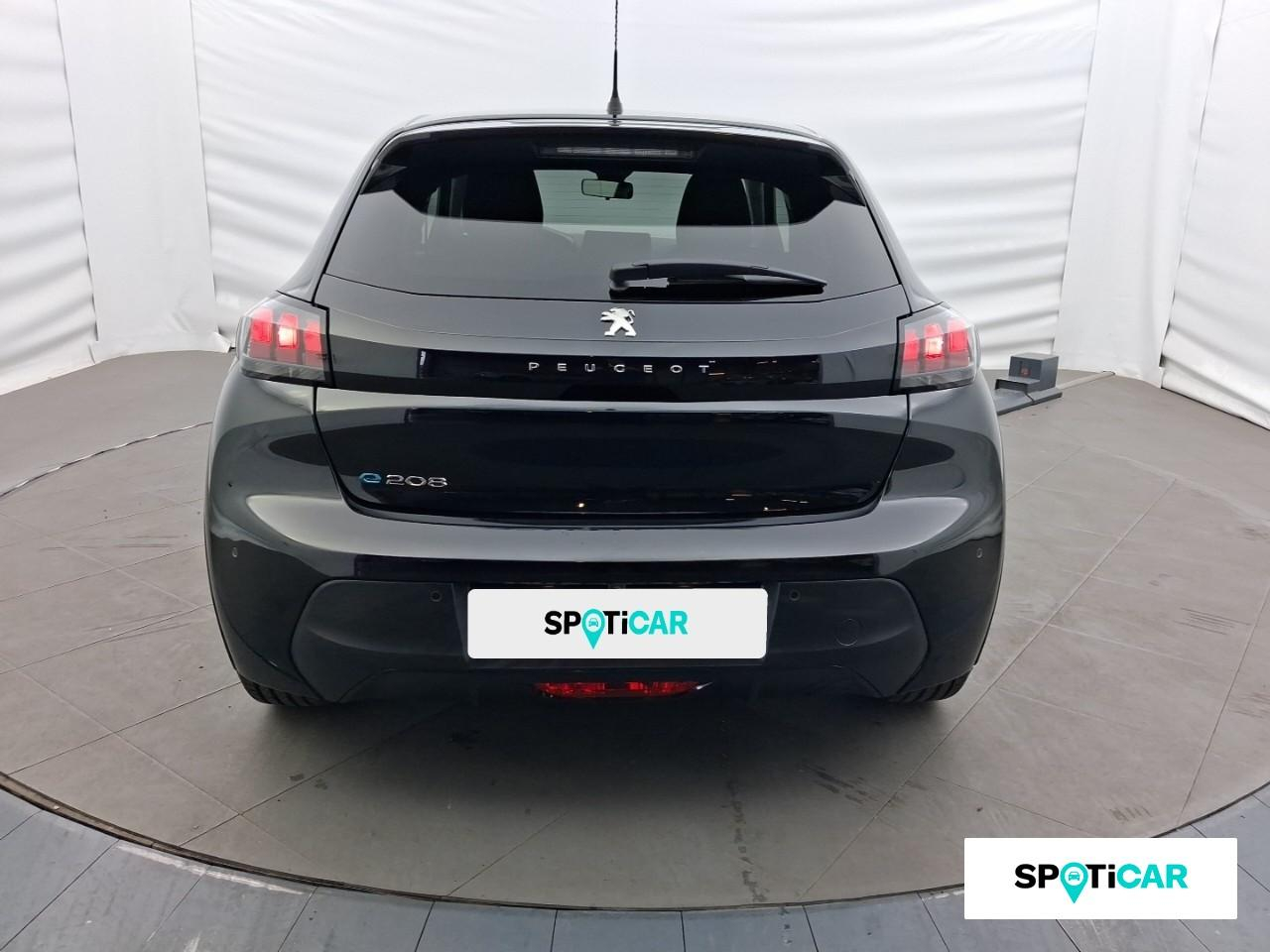 Peugeot 208 e-208 136ch style — photo 5