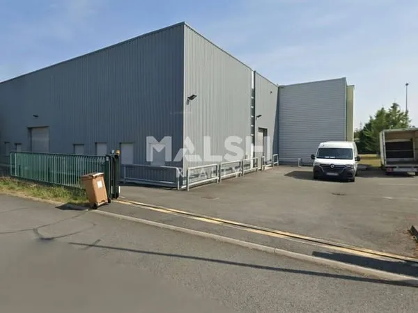 Local d'activité 390 m²