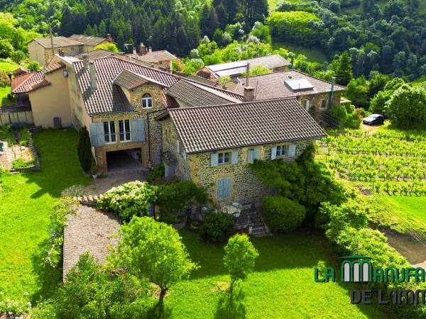 POTENTIEL INCROYABLE : SUPERBE PROPRIÉTÉ EN PIERRES DORÉES 5