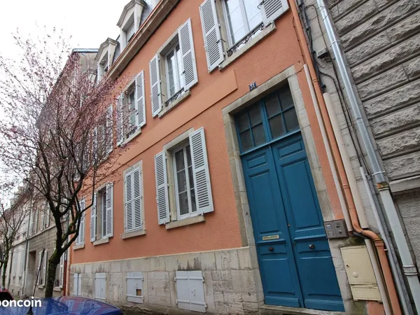 Appartement Type 3 , cave et parking