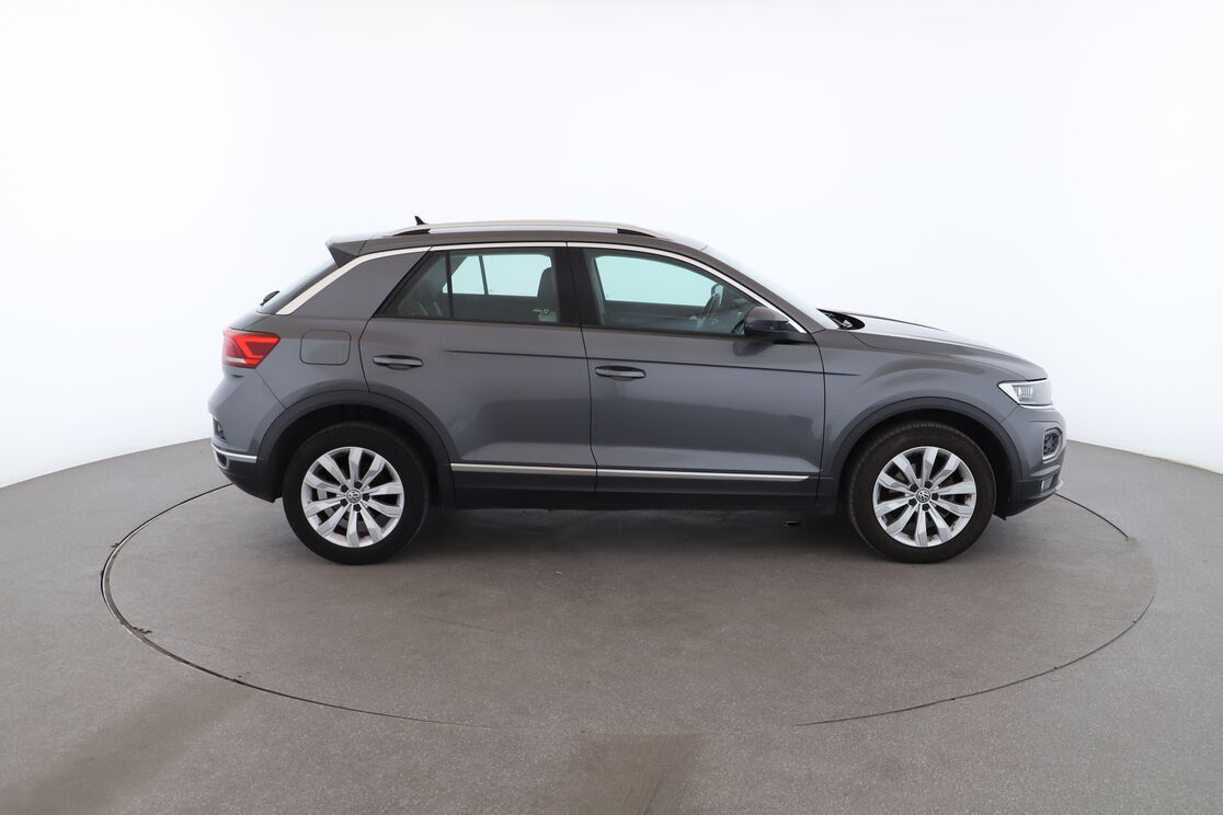 Volkswagen T-Roc 1.5 TSI EVO Carat — photo 6