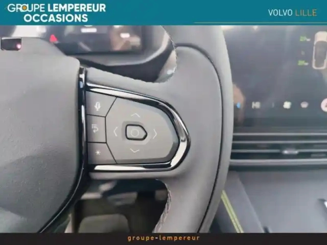 Lynk&Amp;Co 01 1.5 phev 276ch more 3dht pro — photo 13