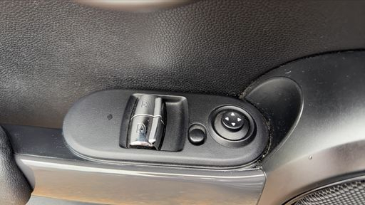 Mini Mini 1.5 One D 95 - Chili – 2019 – 110446 km – Diesel – Boîte Manuelle — photo 5