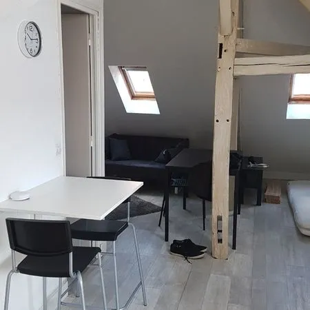 Studio meublé