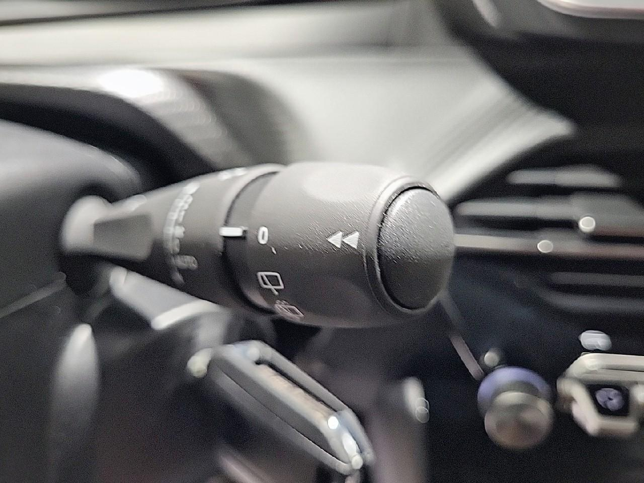 Peugeot 2008 100 s&s bvm6 style — photo 21