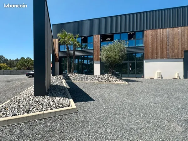 Local d'activite / commercial - saint jean d'illac