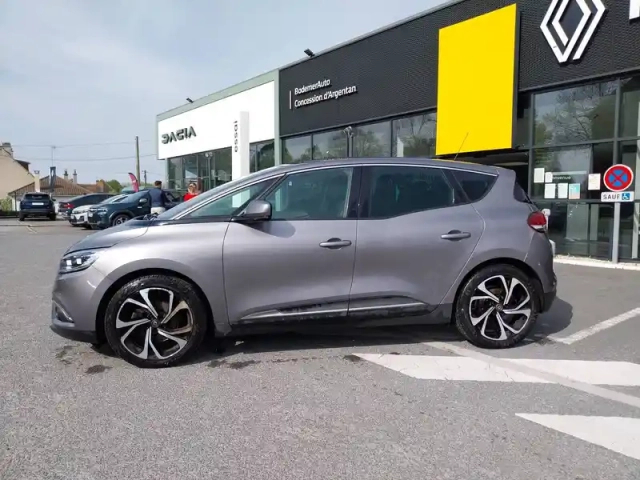 Renault Scenic blue dci 150 — photo 2