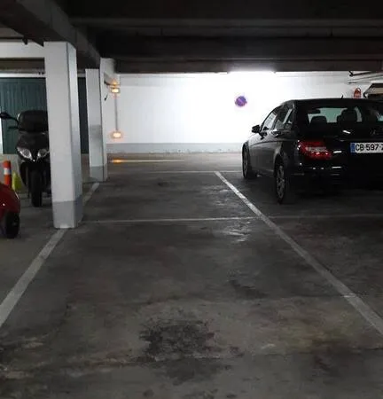 Garage/Parking