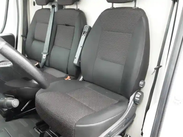 Peugeot Boxer fourgon tole 3.0 t l2h2 bluehdi 120 s&amp;s bvm6 — photo 11