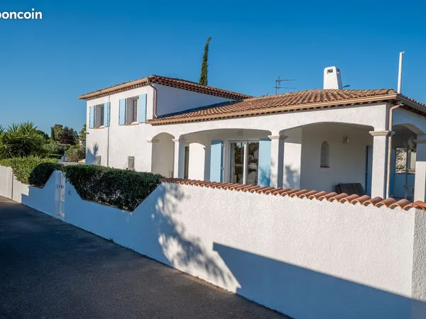 La Villa Lumina - Maison de 137 m² avec dépendance - Istres