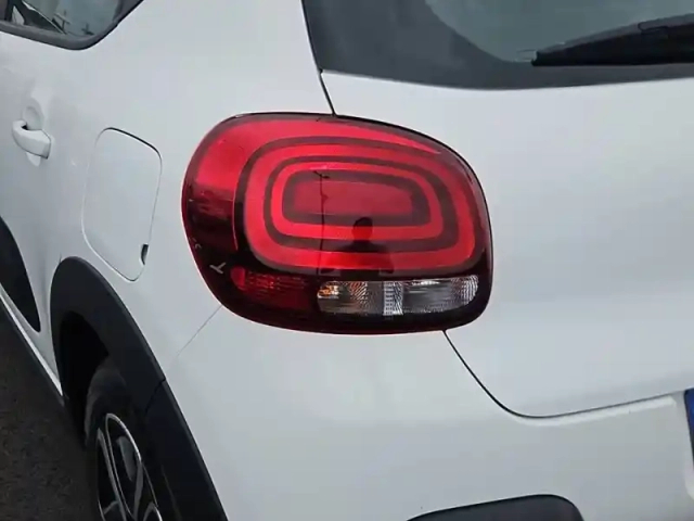 Citroën C3 puretech 83 s&amp;s bvm5 — photo 17