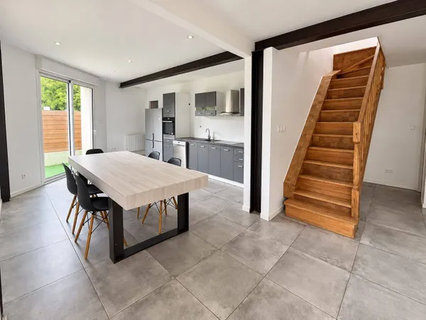 Maison 8 pièces 132 m²