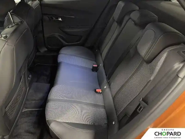 Peugeot 2008 puretech 130 s&amp;s eat8 — photo 18