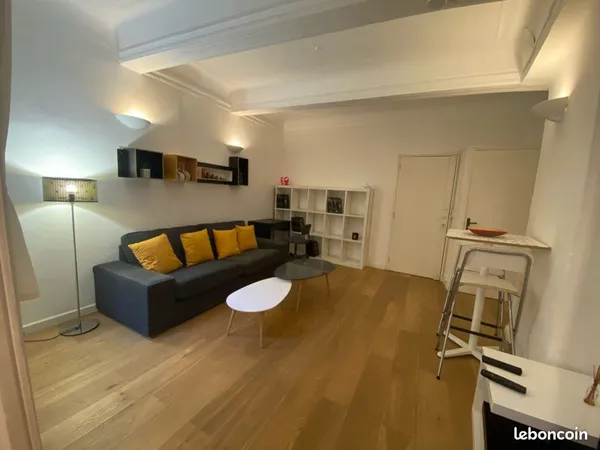 Beau T2 en location Centre historique