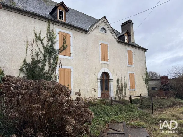Maison 6 pièces 217 m²