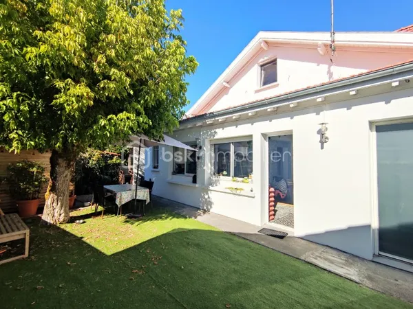 Fonds de commerce 5 pièces 320 m²